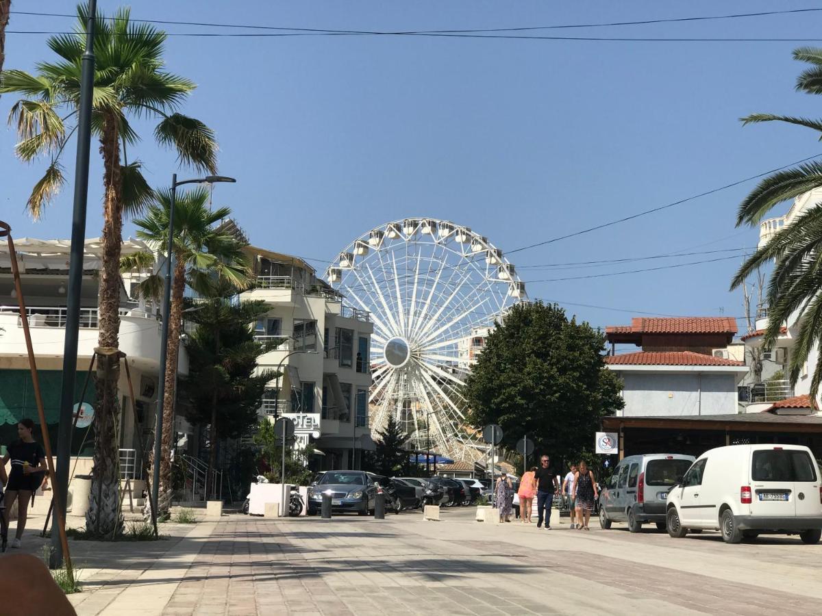 סרנדה Luxury King And Queen Apartment For Royal Holiday מראה חיצוני תמונה