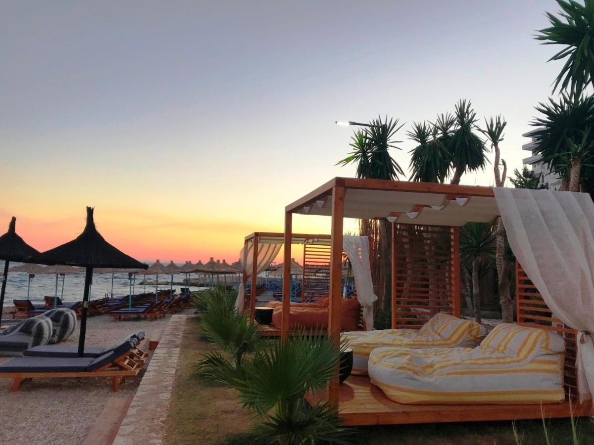 סרנדה Luxury King And Queen Apartment For Royal Holiday מראה חיצוני תמונה